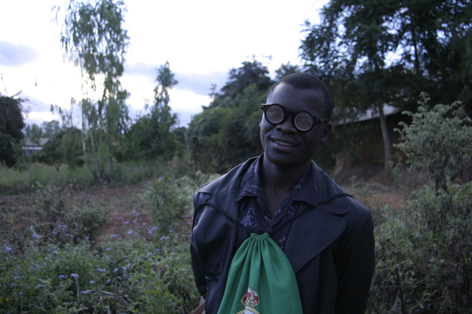 man wears adaptive spectacles